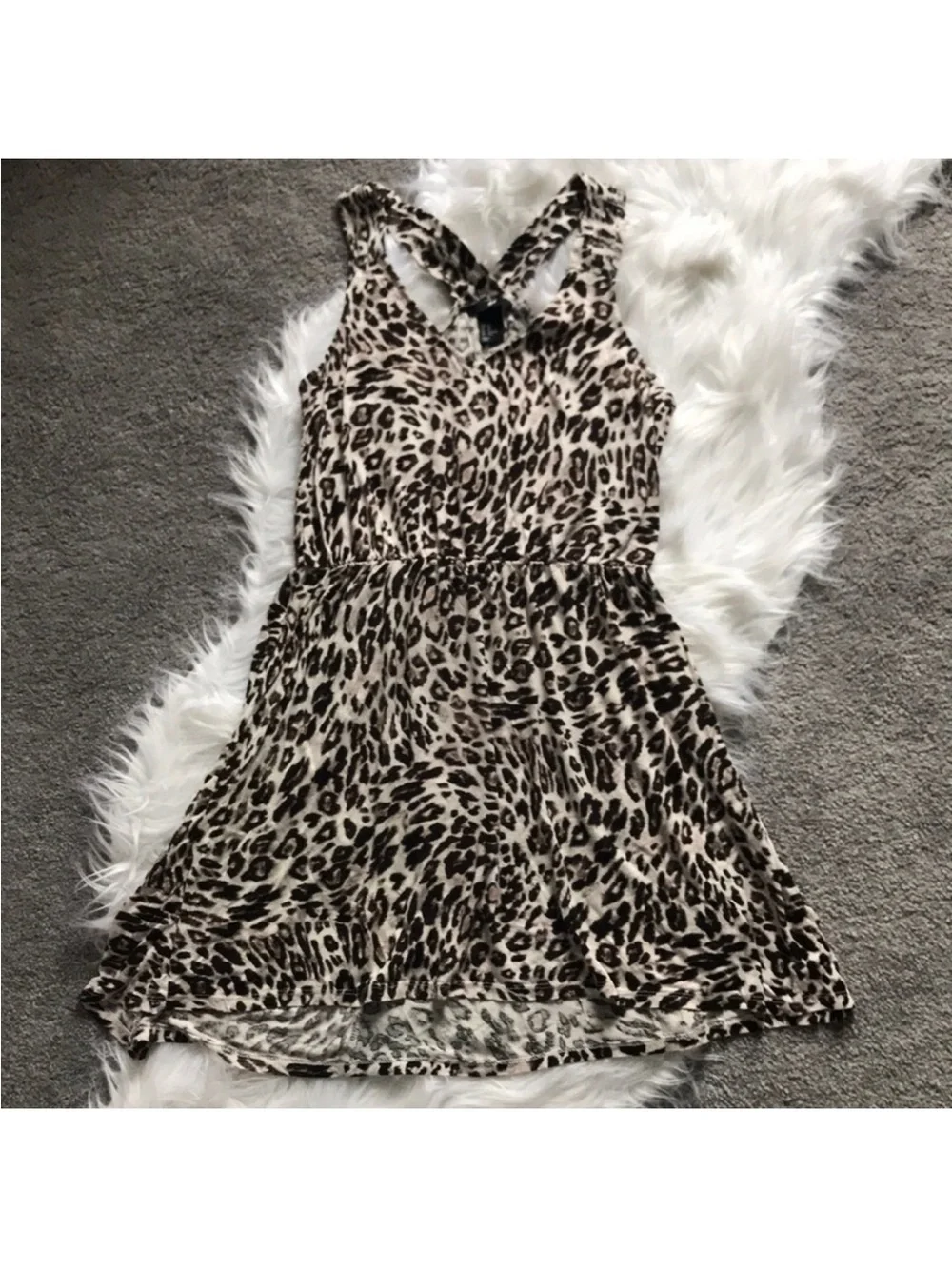 H&M Leopard Print V-Neck Mini Dress - Beige & Black - Picture 3 of 5